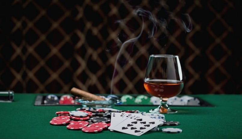 Thuật ngữ trong poker dùng để chỉ những lá bài